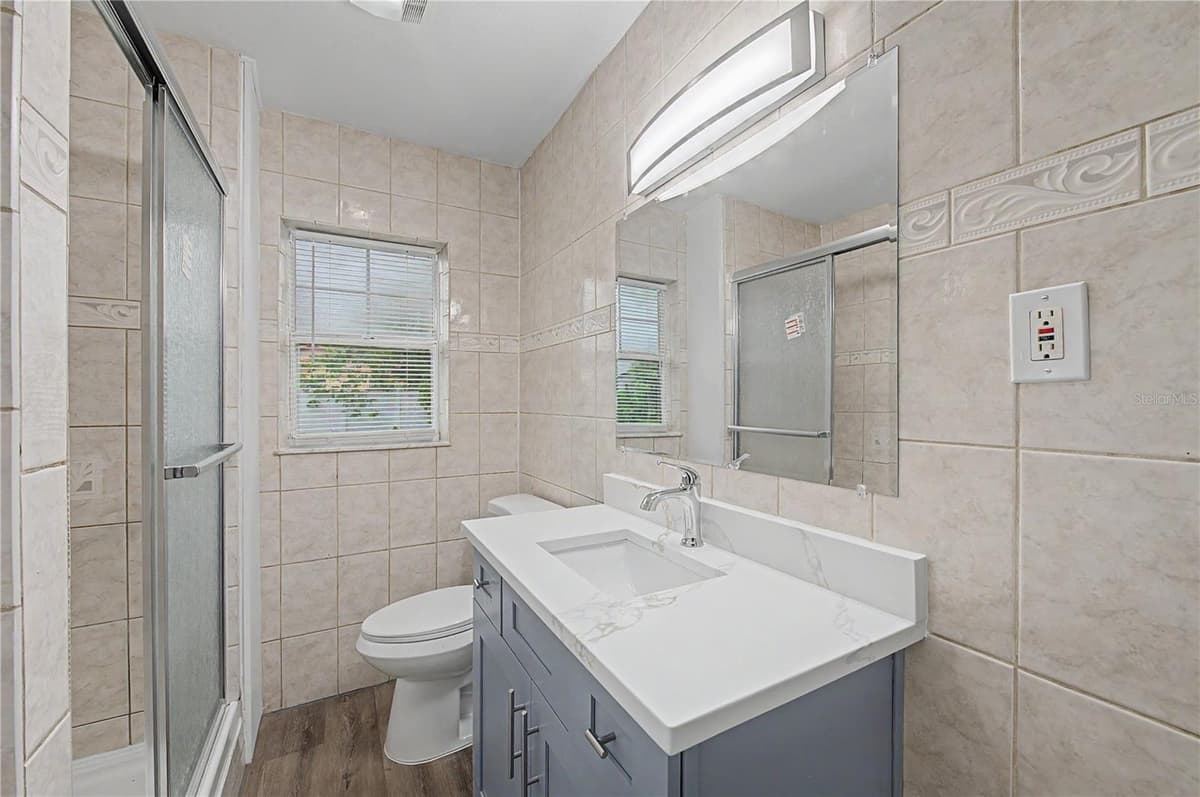 810 120TH AVENUE — photo 30 of 49