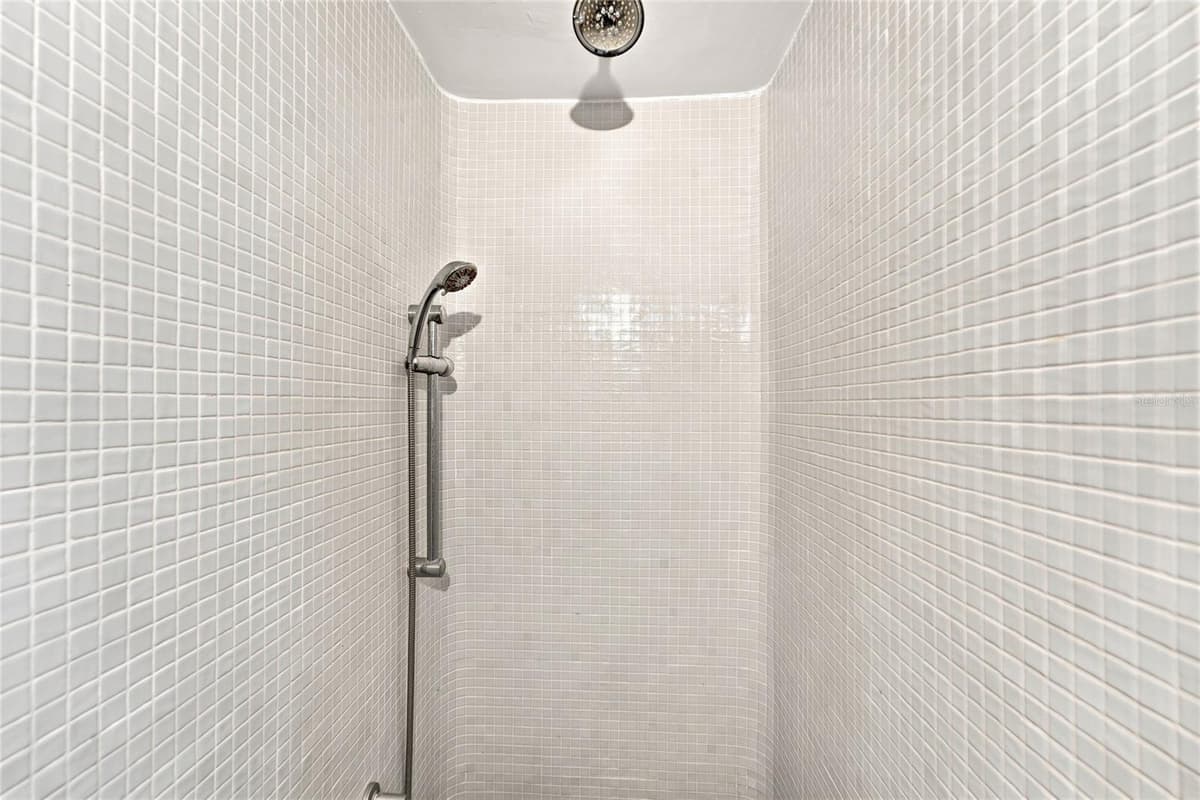 59 CALLE SAN MIGUEL — photo 15 of 22