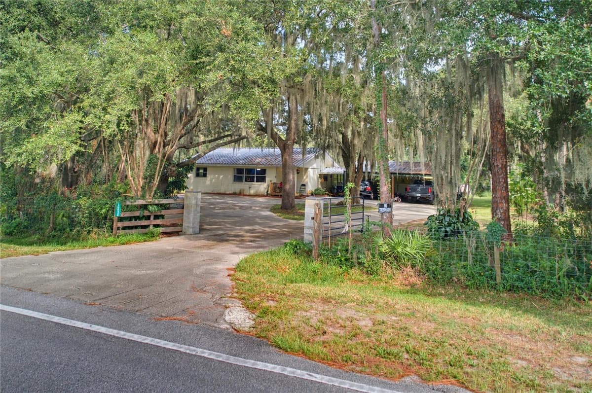 10930 CAMP MACK ROAD — photo 8 of 50