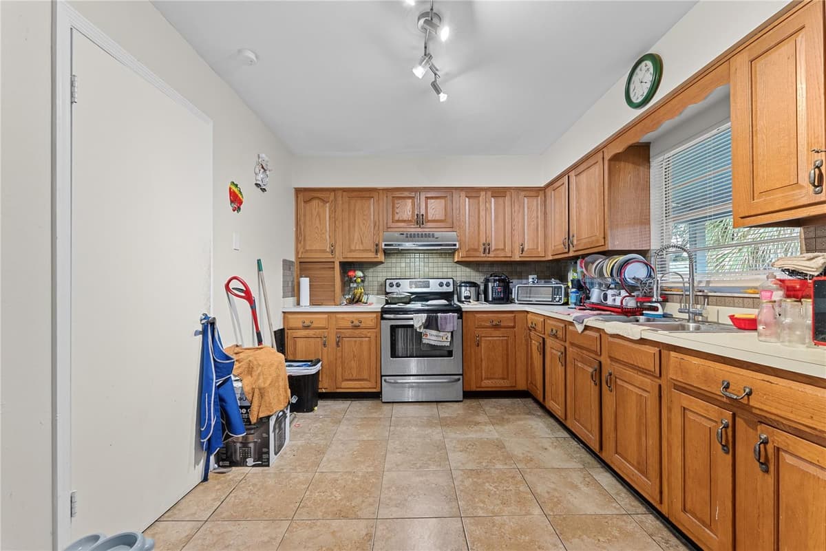8414 GRADY AVENUE — photo 34 of 56