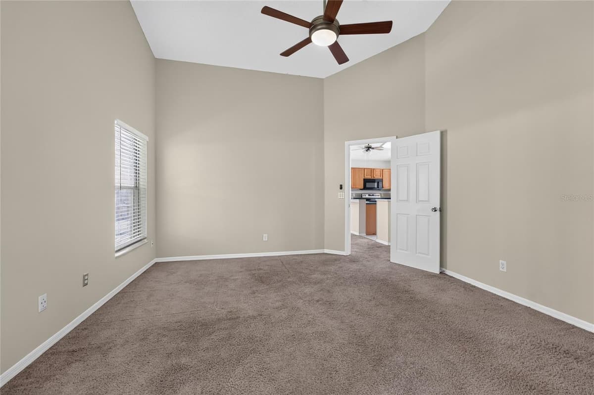 13617 EMERALDVIEW DRIVE — photo 13 of 30
