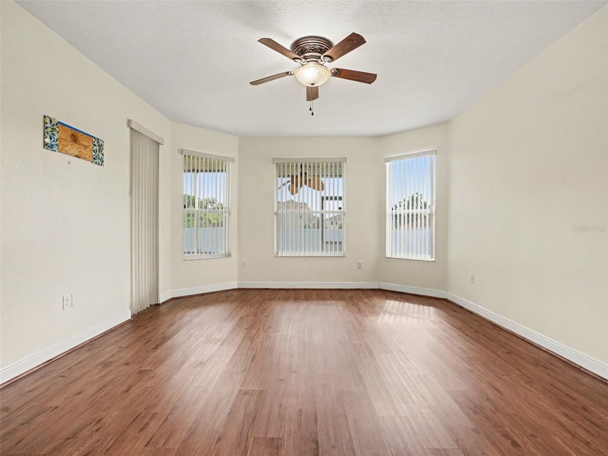 1711 WINDWARD OAKS COURT — photo 14 of 33