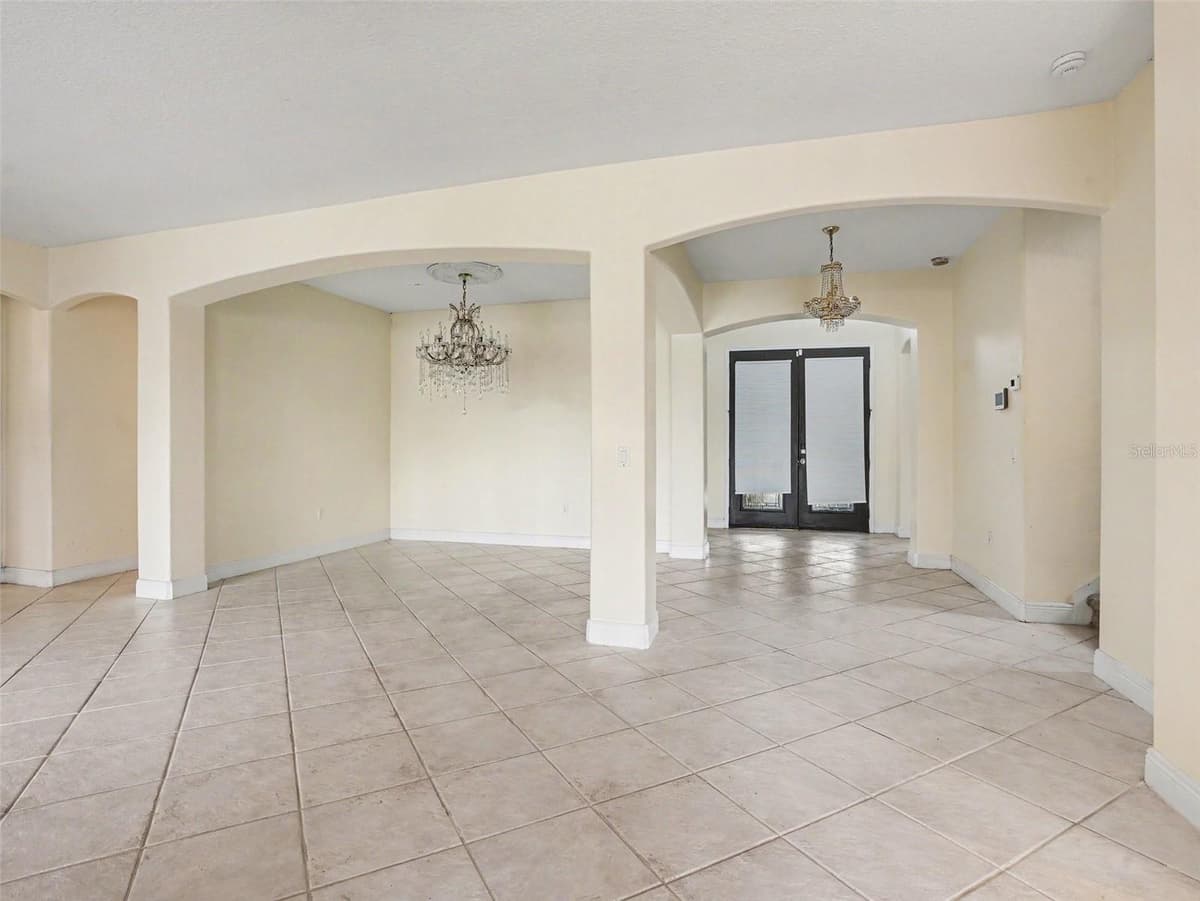 1711 WINDWARD OAKS COURT — photo 4 of 33