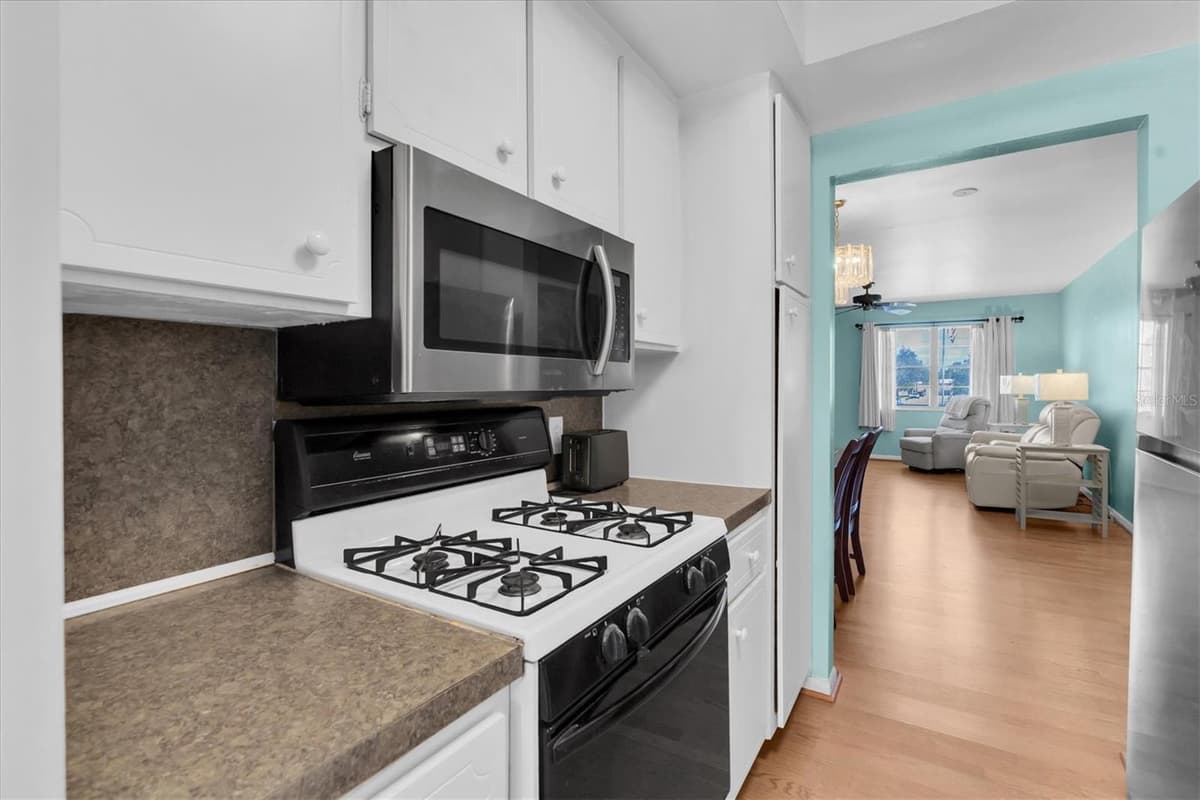 1900 59TH AVENUE — photo 11 of 40