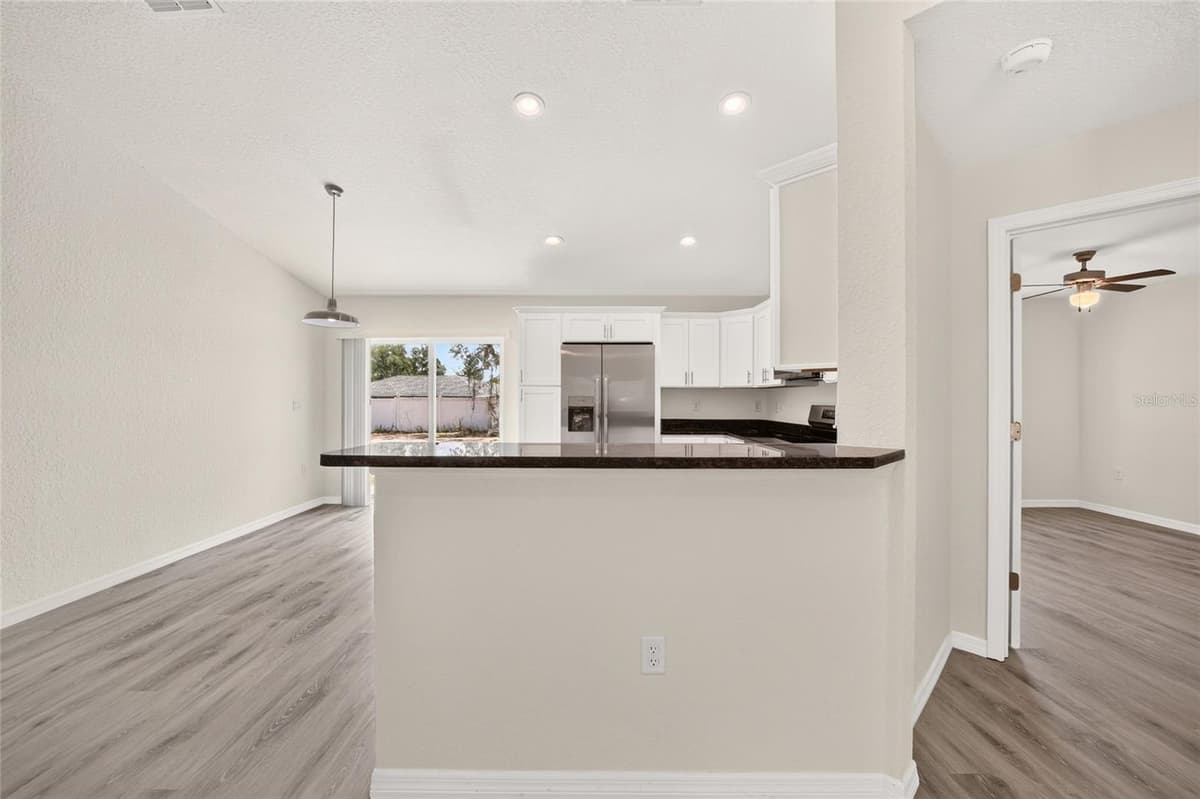 7 CYPRESS ROAD — photo 7 of 32
