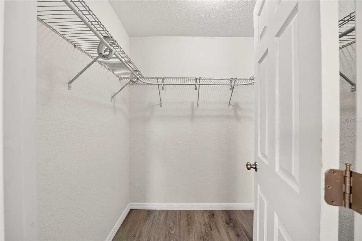 7 CYPRESS ROAD — photo 13 of 32
