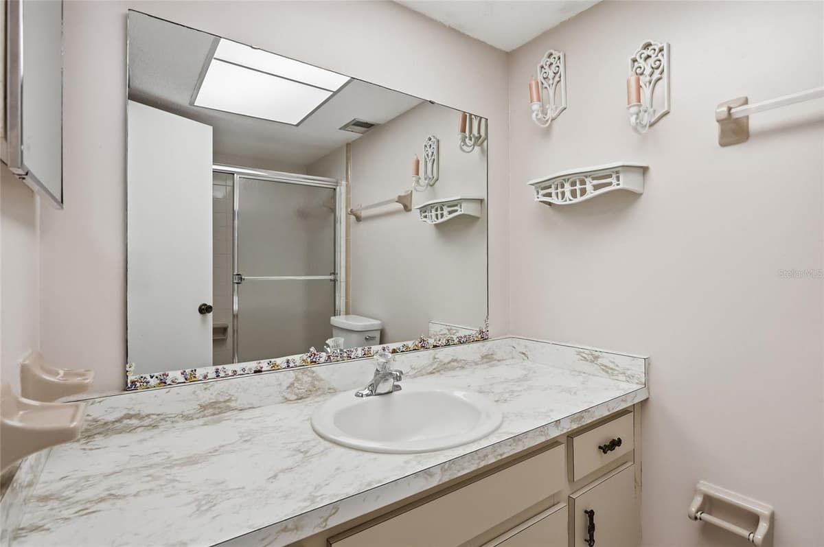 2721 CECILE STREET — photo 29 of 50