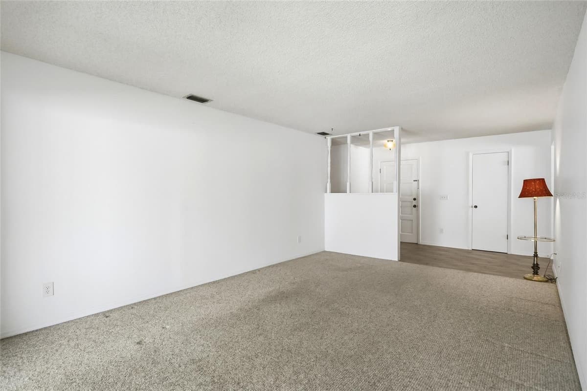 2721 CECILE STREET — photo 11 of 50