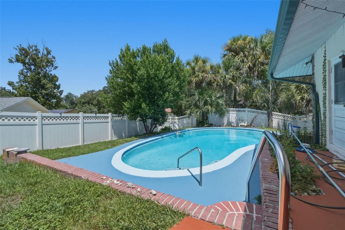 701 MILAN COURT — photo 34 of 46