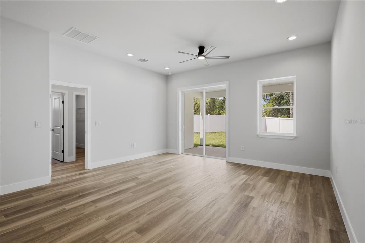 3 WHELAN PLACE — photo 12 of 42