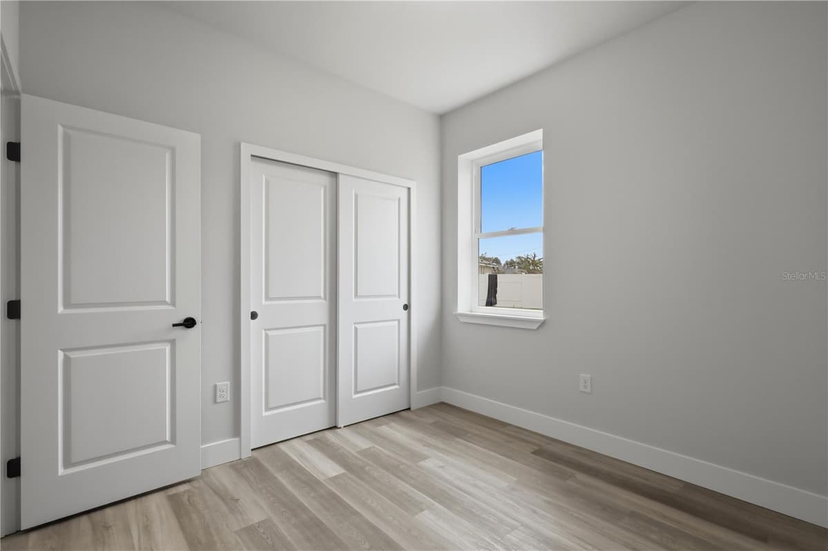 3 WHELAN PLACE — photo 29 of 42