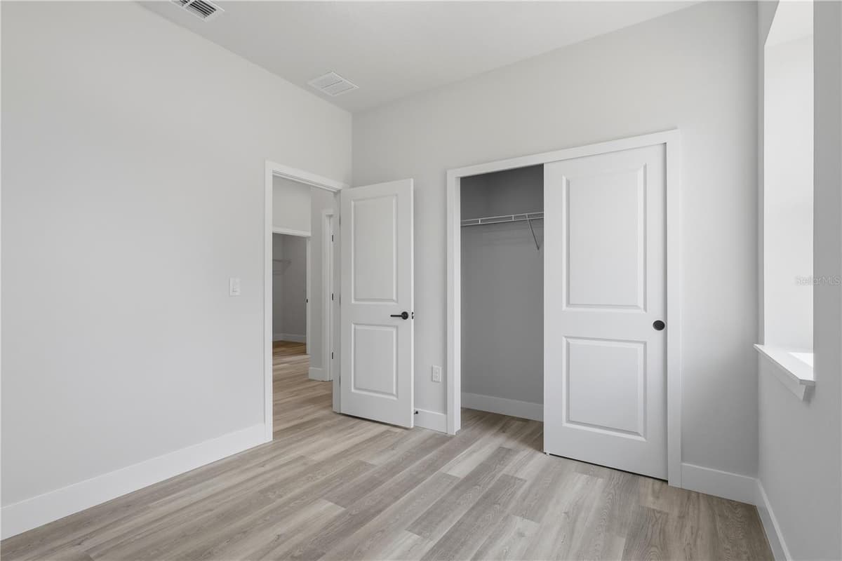 3 WHELAN PLACE — photo 30 of 42