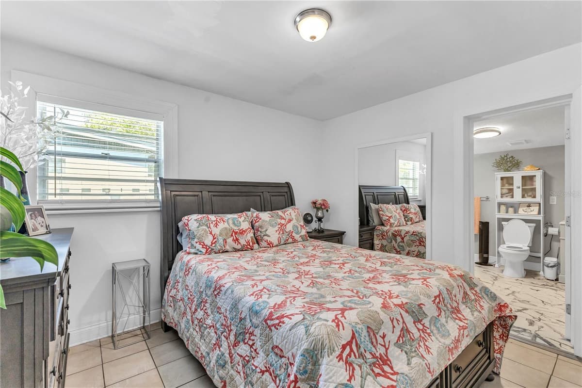 7903 LEMANS DRIVE — photo 18 of 39