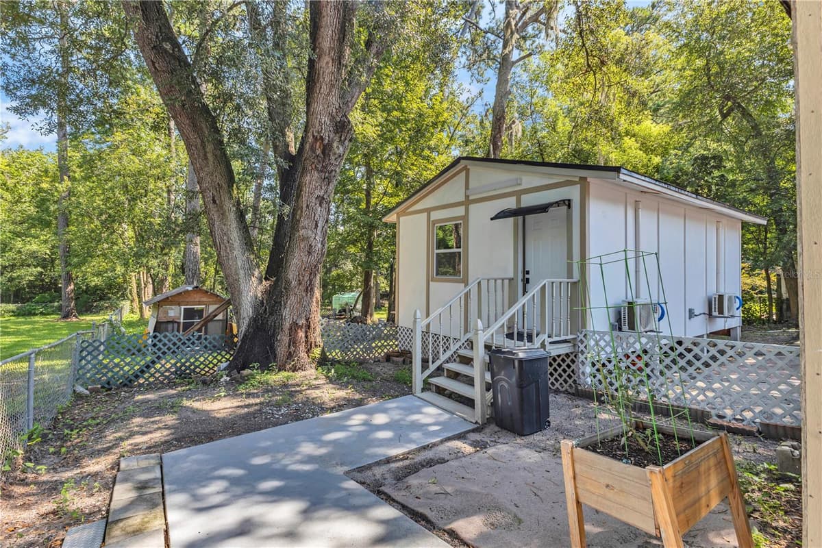 7903 LEMANS DRIVE — photo 31 of 39