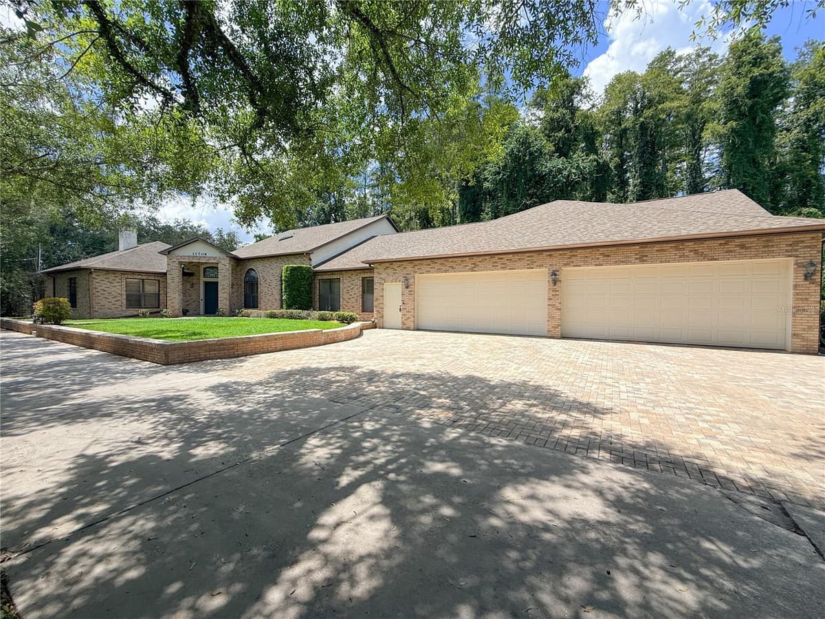 11708 ORANGE GROVE DRIVE — photo 3 of 52