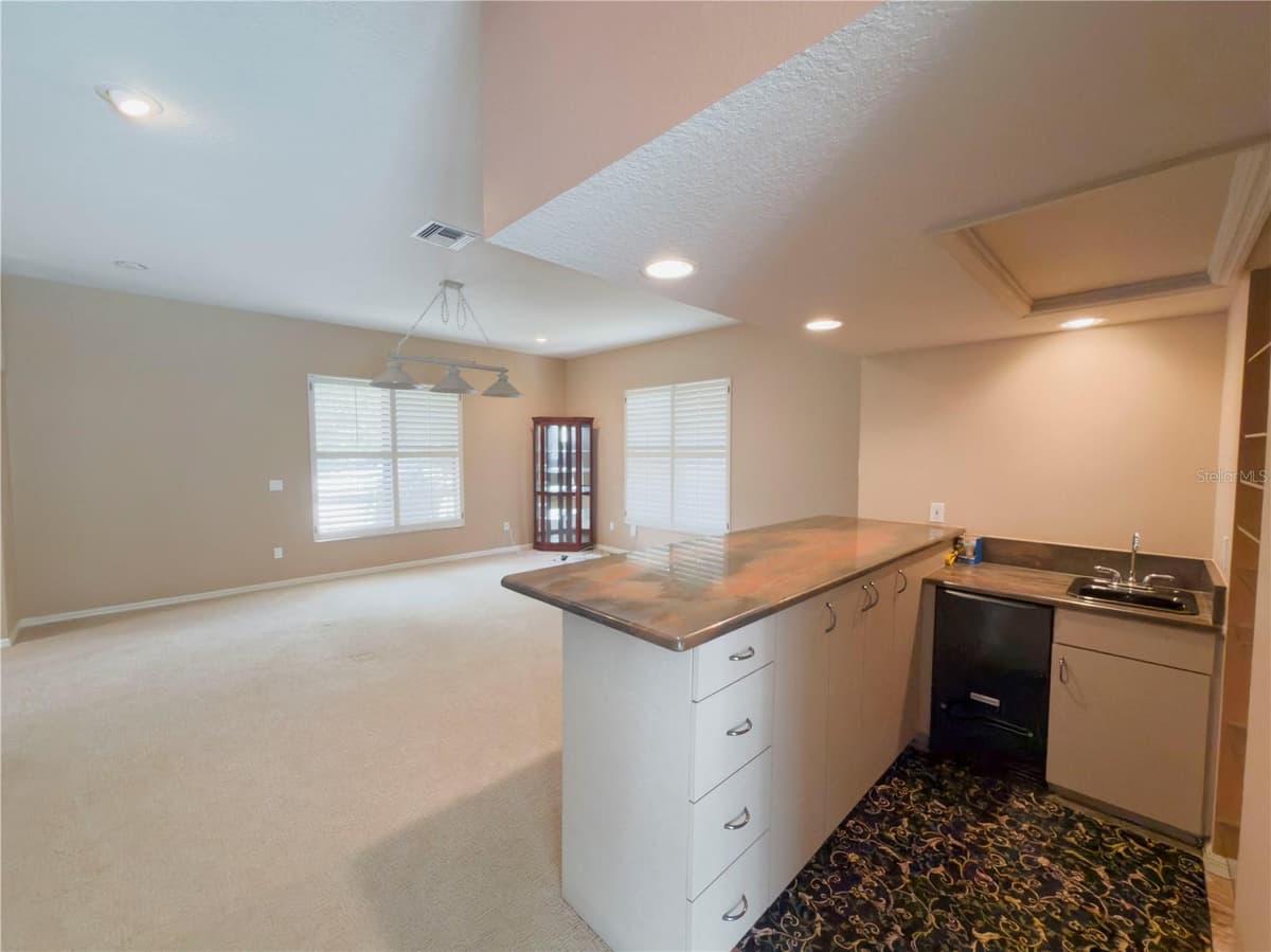 11708 ORANGE GROVE DRIVE — photo 18 of 52