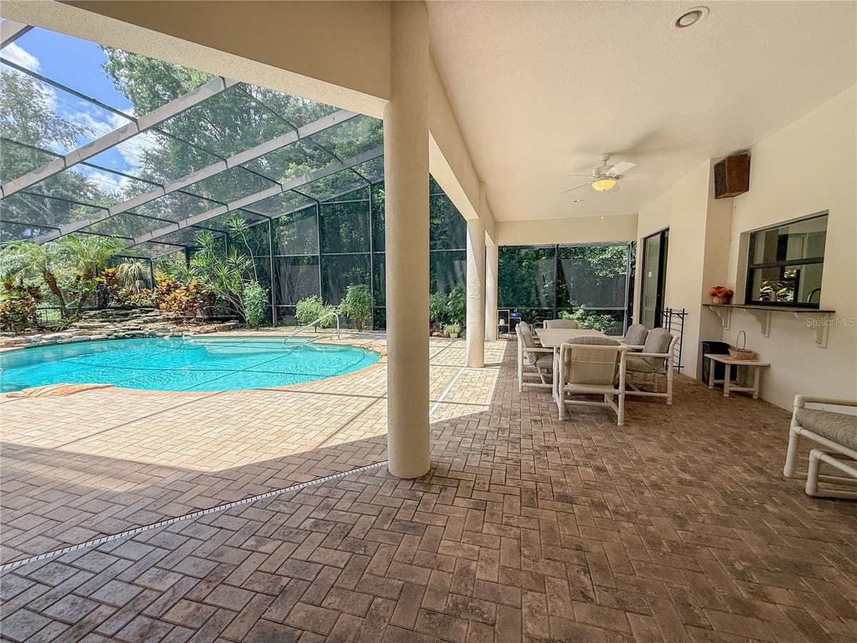 11708 ORANGE GROVE DRIVE — photo 10 of 52