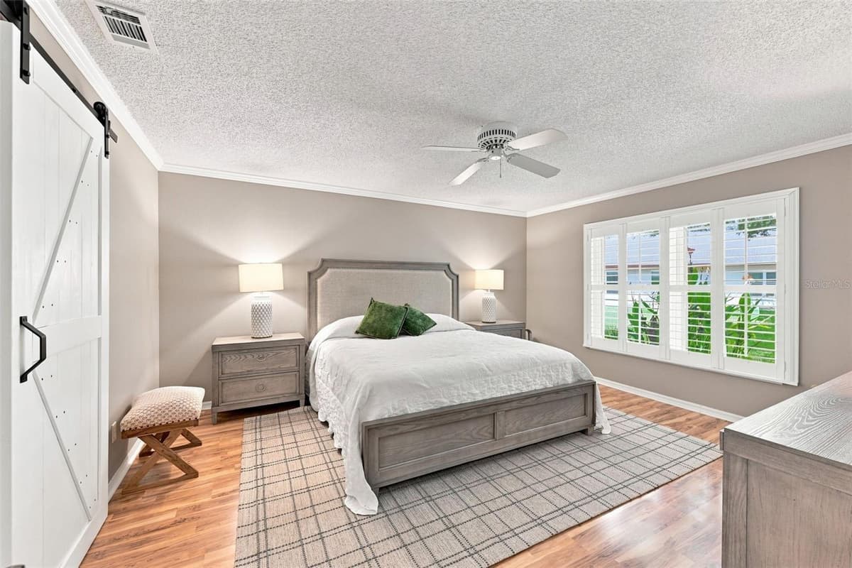 2412 LOCKSLEY STREET — photo 20 of 93