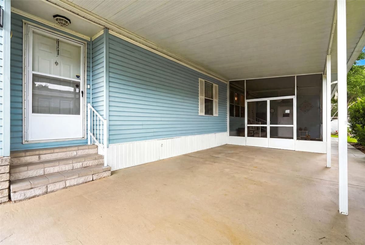 6229 KNOTTY PINE DRIVE — photo 4 of 35