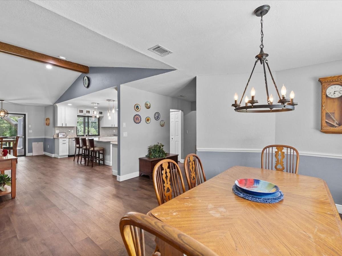 6655 MILLSTONE DRIVE — photo 8 of 67