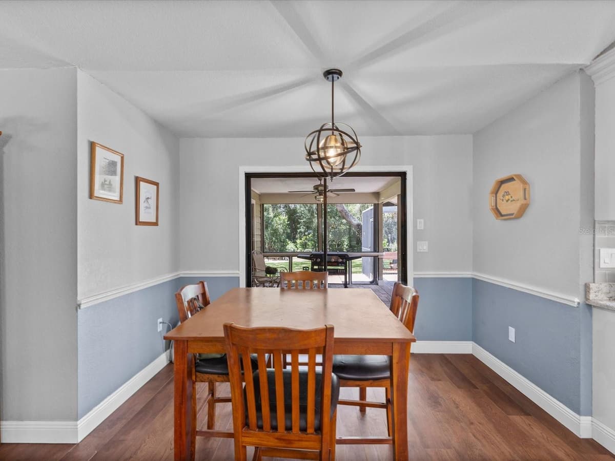 6655 MILLSTONE DRIVE — photo 14 of 67