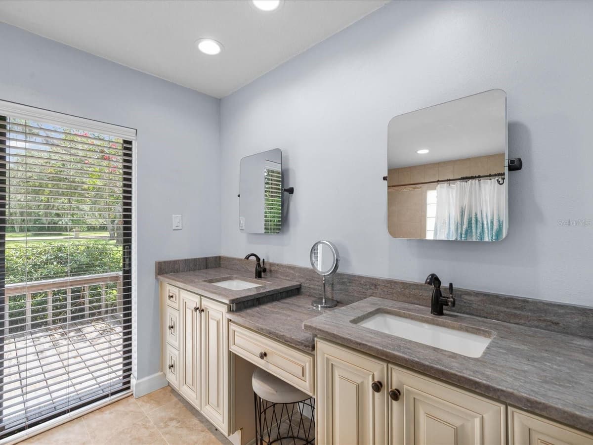 6655 MILLSTONE DRIVE — photo 38 of 67