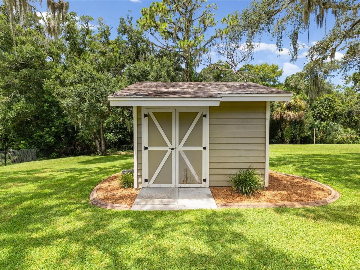 6655 MILLSTONE DRIVE — photo 49 of 67
