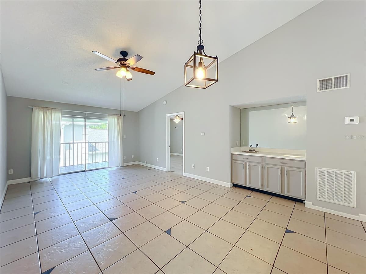 4370 WHITE PINE AVENUE — photo 8 of 18