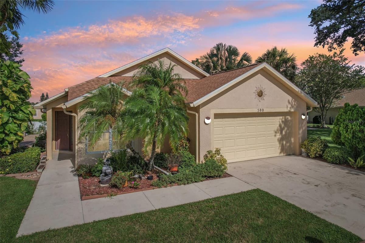 580 ROSE APPLE CIRCLE — photo 30 of 39