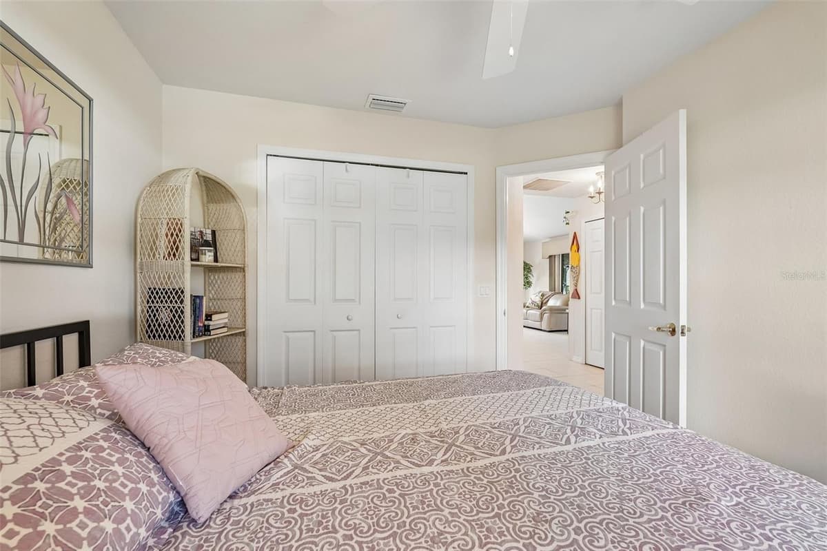 580 ROSE APPLE CIRCLE — photo 26 of 39