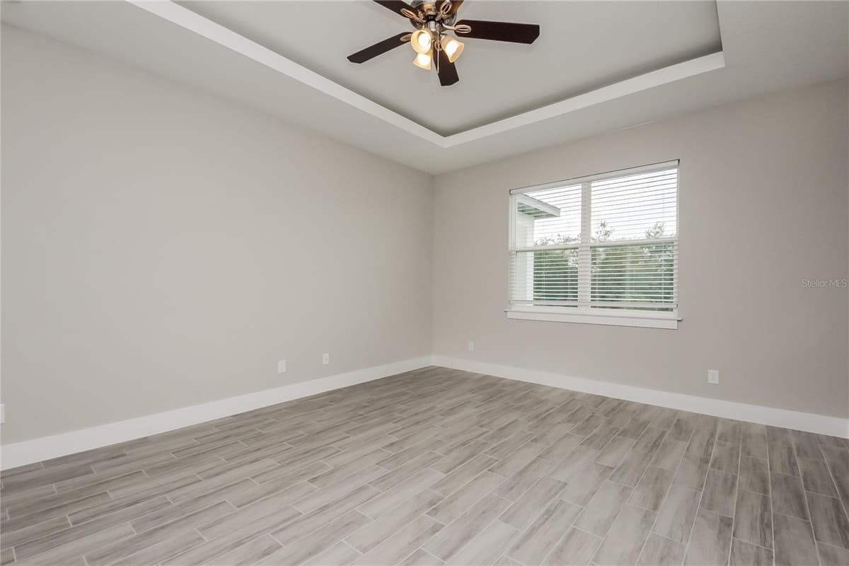 363 ELDERBERRY COURT — photo 8 of 15