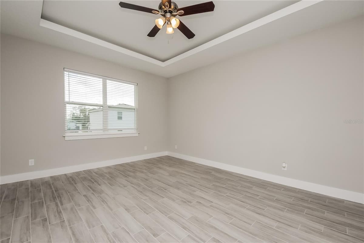 363 ELDERBERRY COURT — photo 7 of 15
