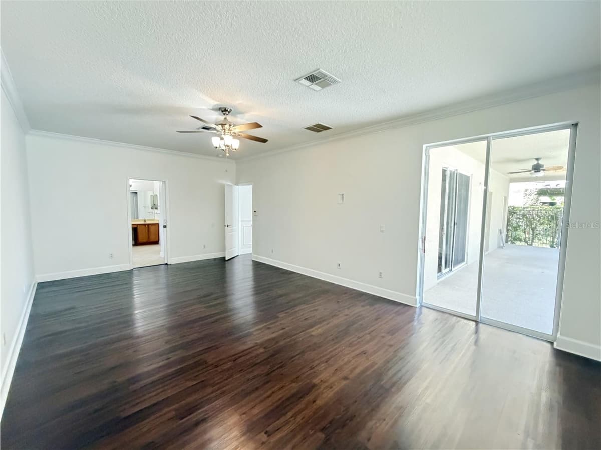 6317 ROLDEN COURT — photo 7 of 29