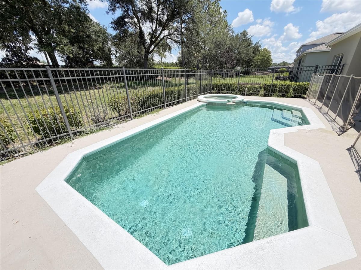 6317 ROLDEN COURT — photo 10 of 29