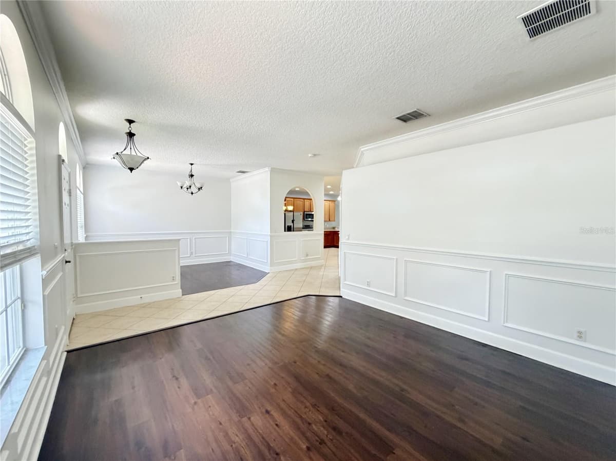 6317 ROLDEN COURT — photo 14 of 29