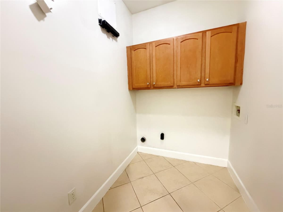 6317 ROLDEN COURT — photo 26 of 29