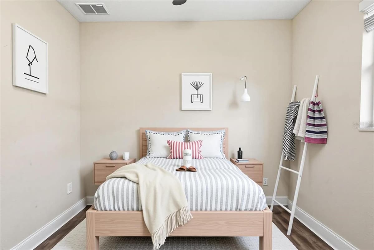 4788 PLEASANT VALLEY COURT — photo 7 of 33