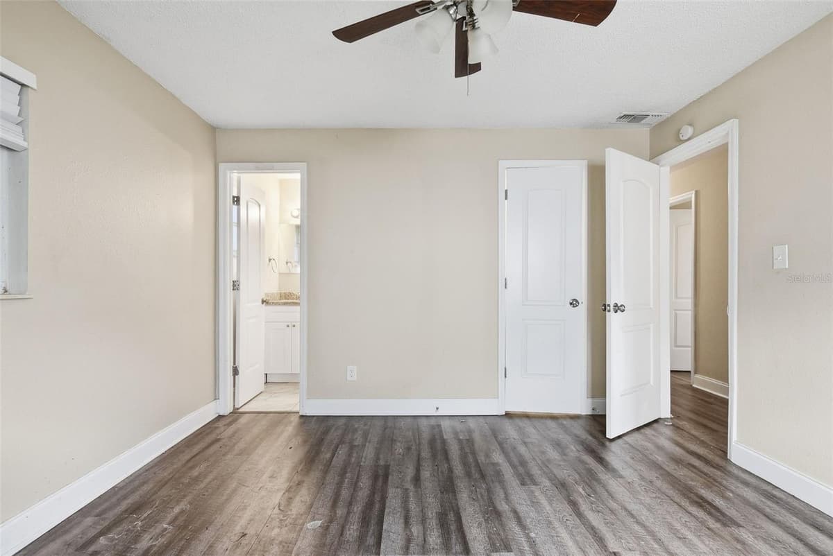 4788 PLEASANT VALLEY COURT — photo 21 of 33