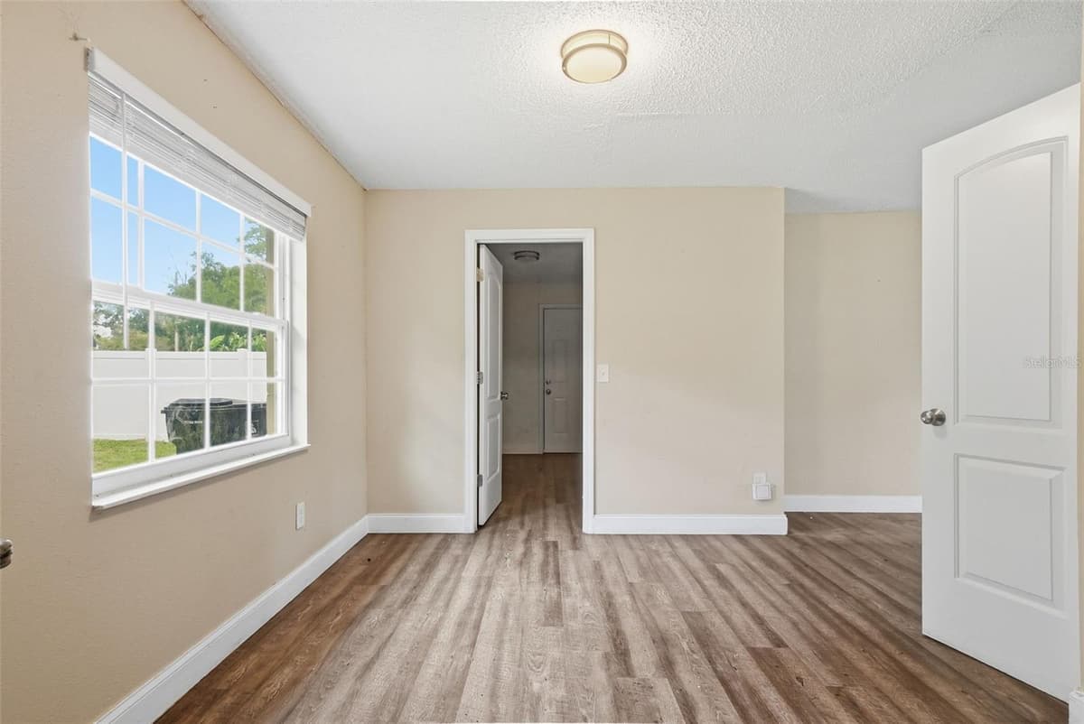 4788 PLEASANT VALLEY COURT — photo 13 of 33