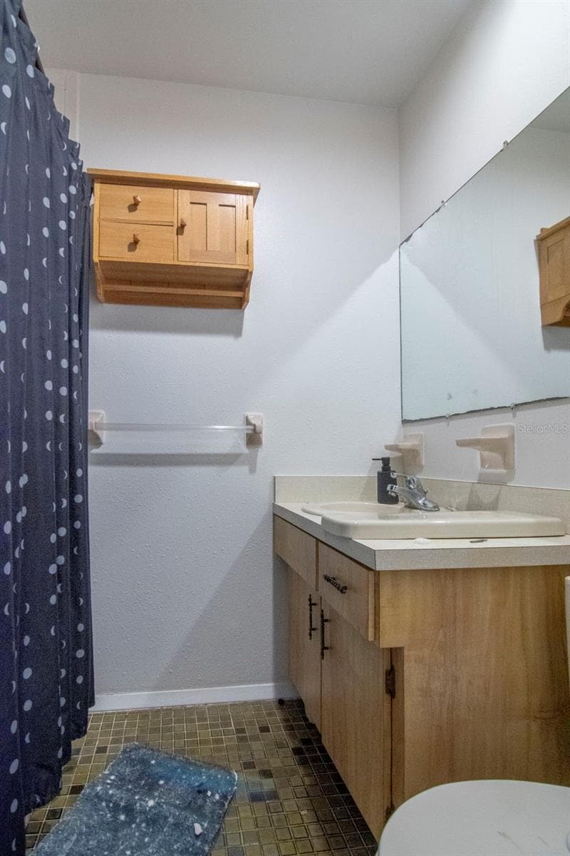 1000 8TH AVENUE — photo 38 of 56