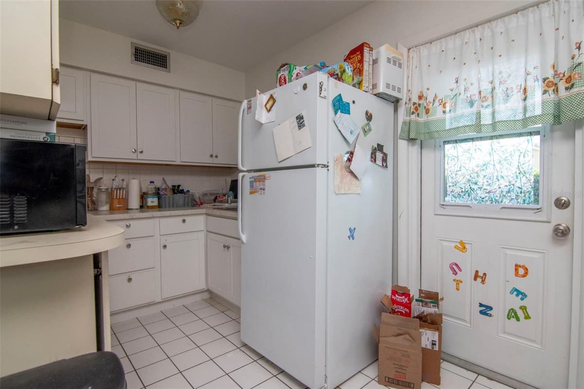 1000 8TH AVENUE — photo 24 of 56