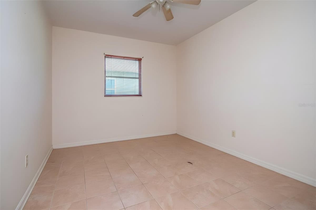 1000 8TH AVENUE — photo 19 of 56