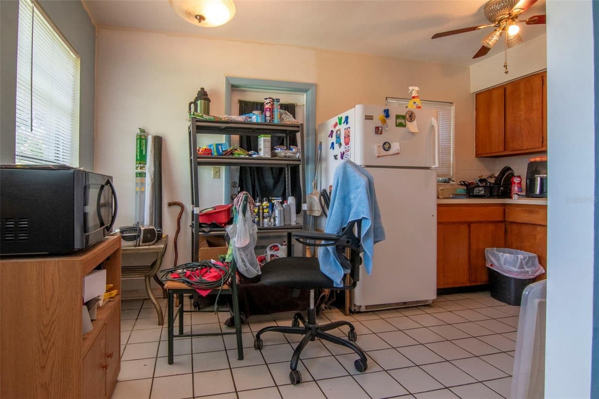 1000 8TH AVENUE — photo 11 of 56
