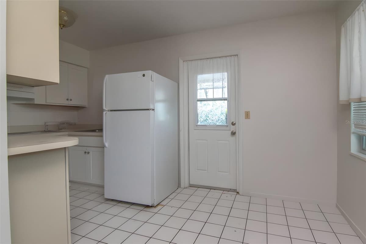 1000 8TH AVENUE — photo 23 of 56