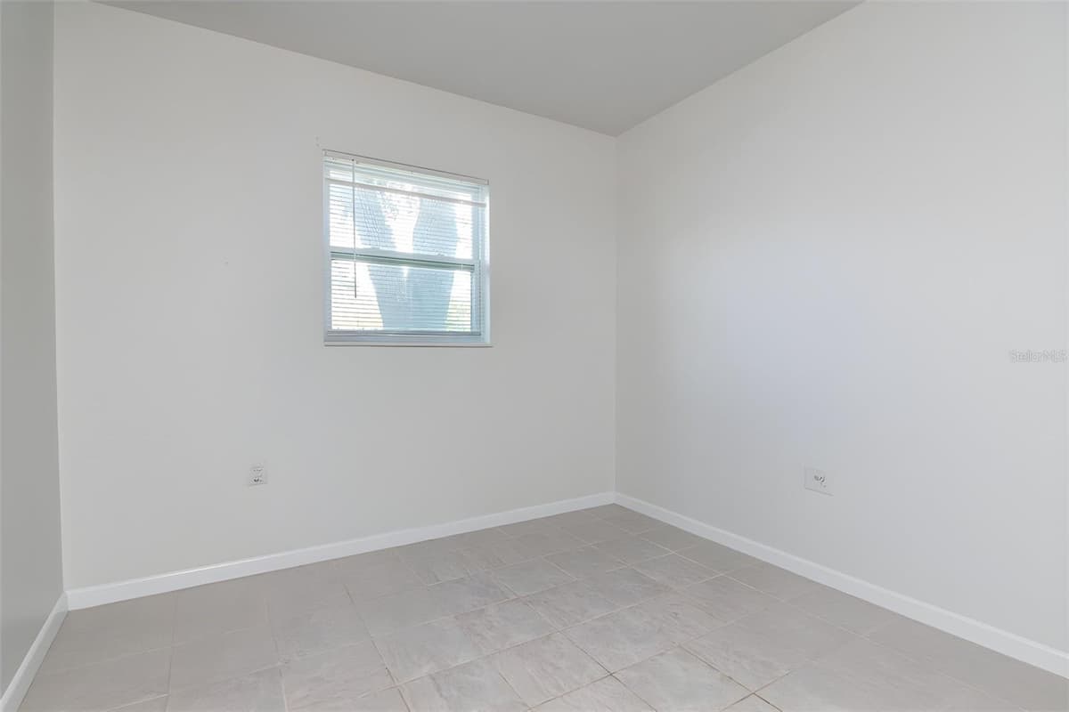 1000 8TH AVENUE — photo 31 of 56