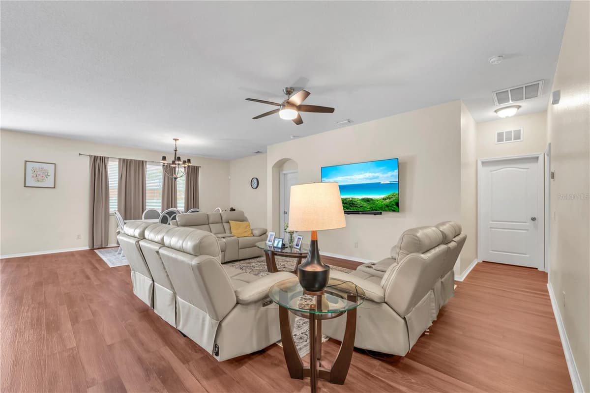 1407 RUSHGROVE CIRCLE — photo 13 of 33