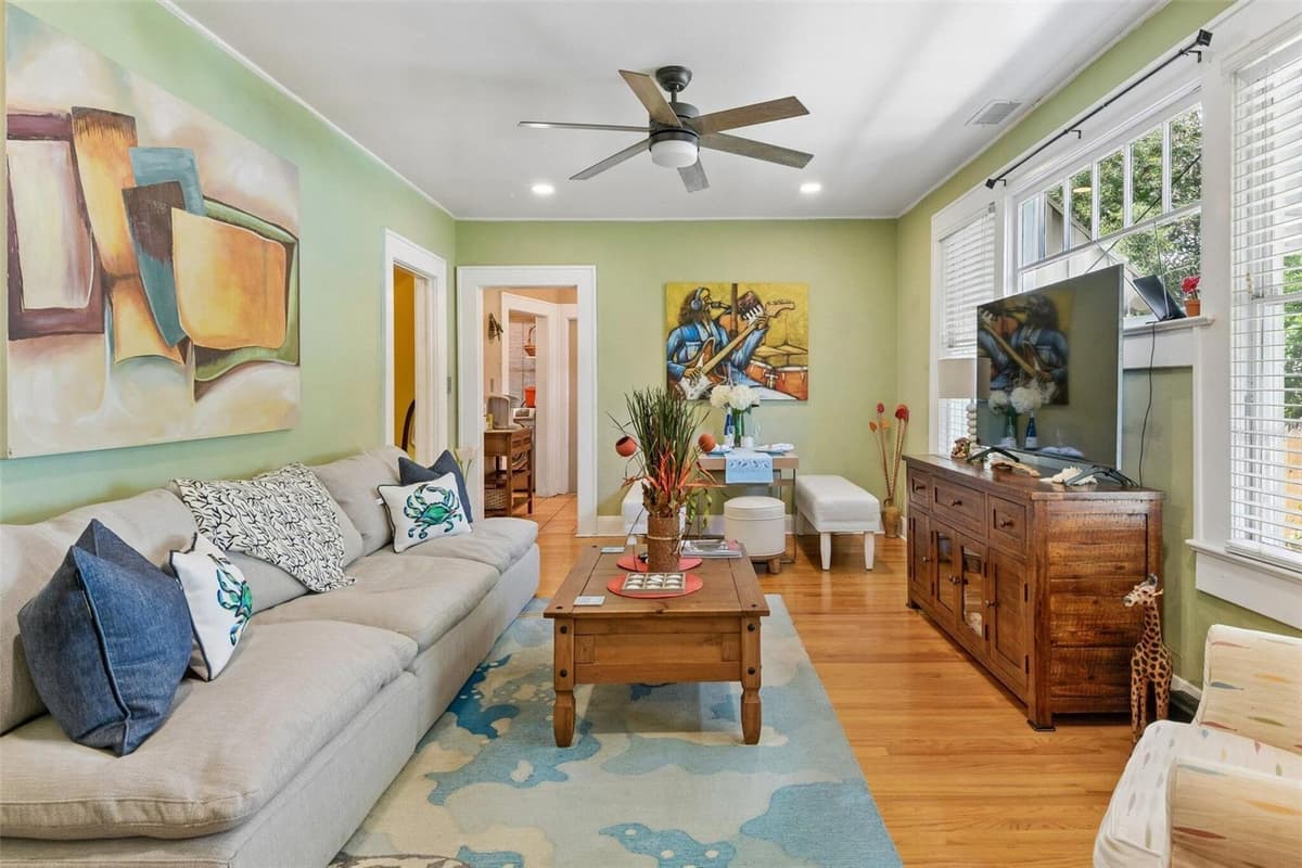 2319 NORTH B STREET — photo 10 of 25