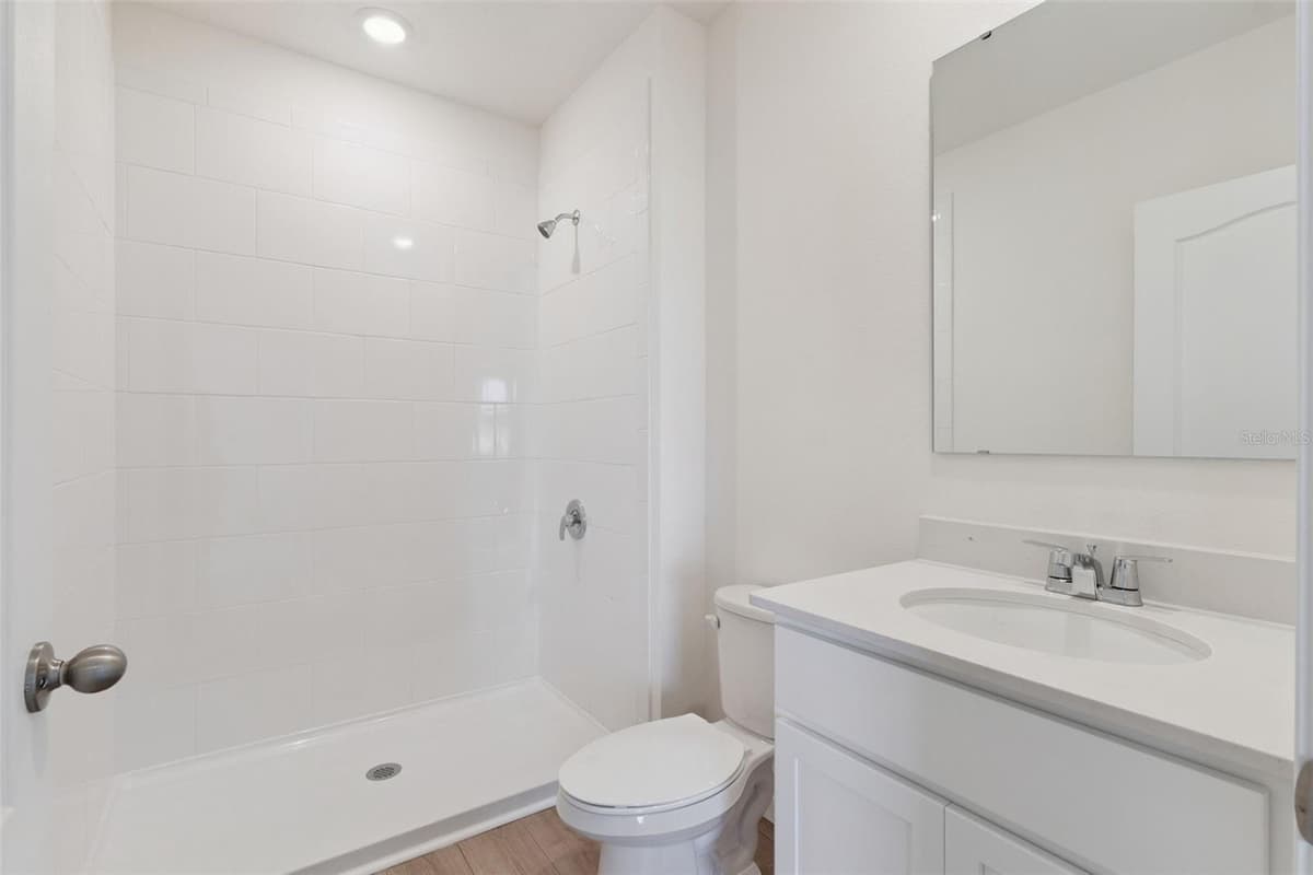 3412 SPINEYWOOD DRIVE — photo 25 of 37