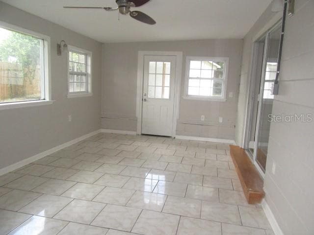 1616 POINSETTIA AVENUE — photo 10 of 24