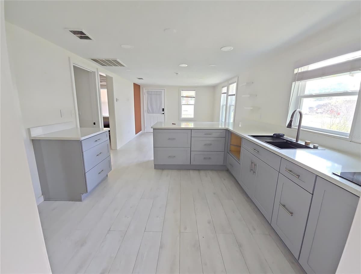 1626 GAR STREET — photo 5 of 23
